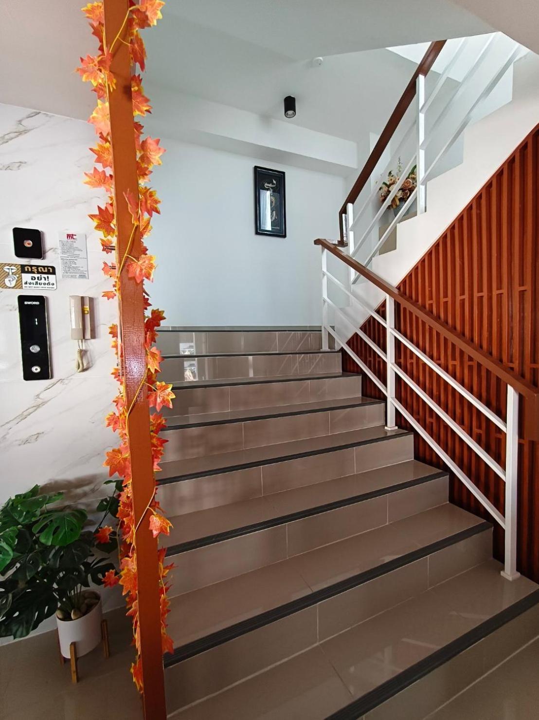 Hotel Snow House Buriram Exterior foto